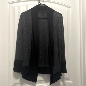 3/$25!! Black and gray wrap.